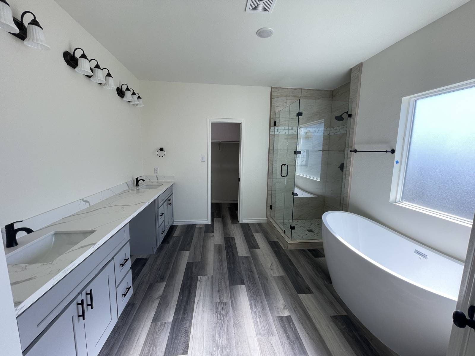 Development 01 — site photograph 19