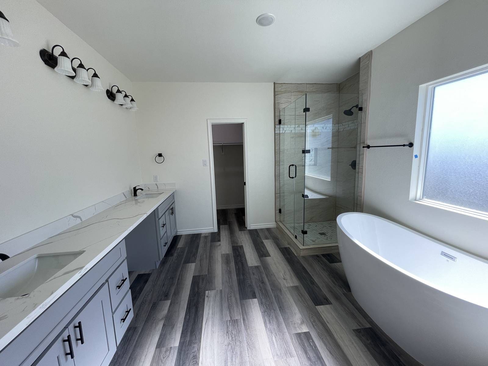 Development 01 — site photograph 22